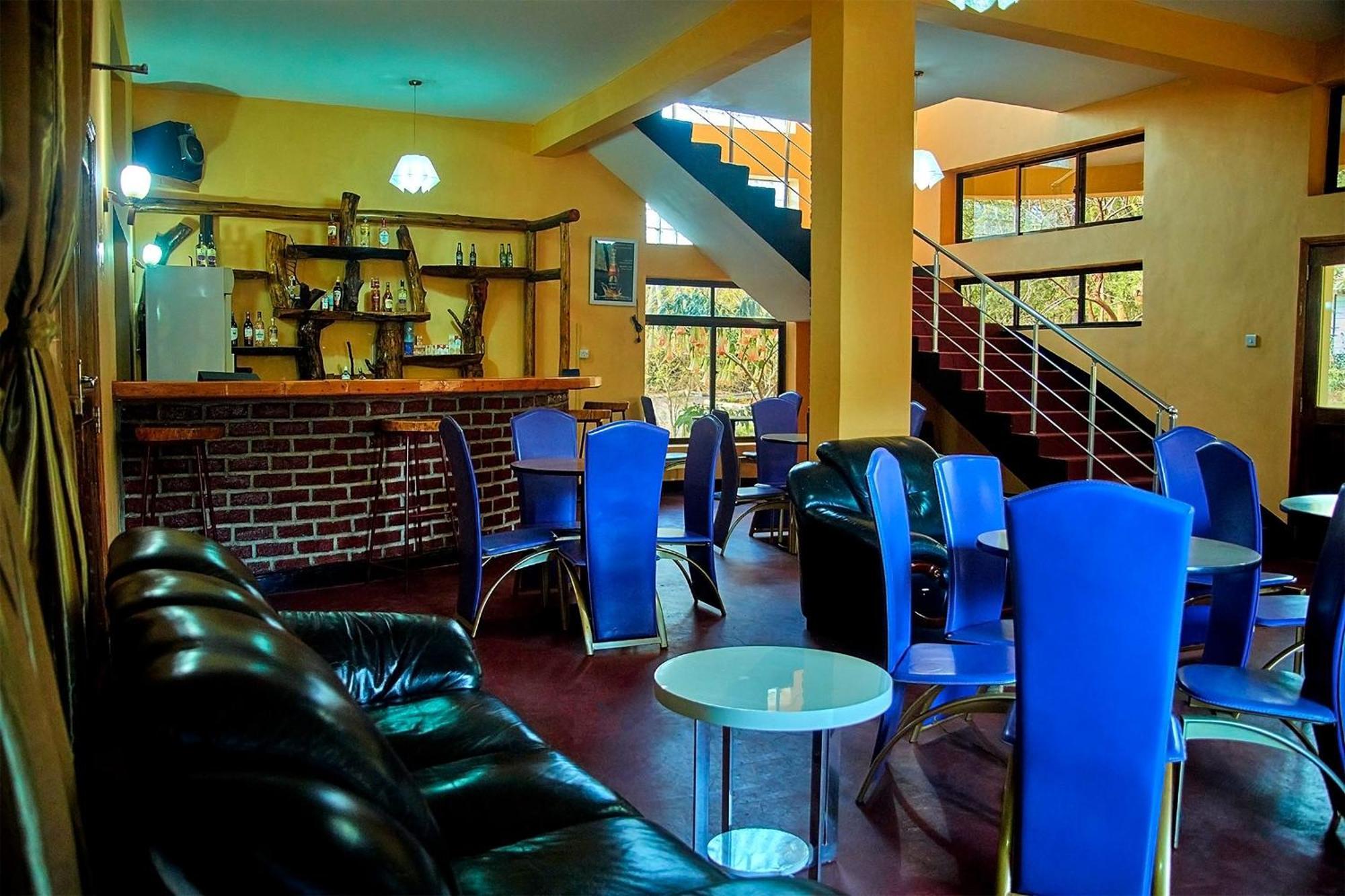 Ngorongoro Corridor Lodge Karatu Buitenkant foto